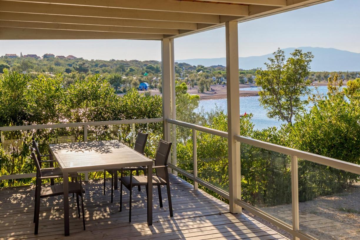 Mobile Homes Camping Omišalj Eksteriør billede